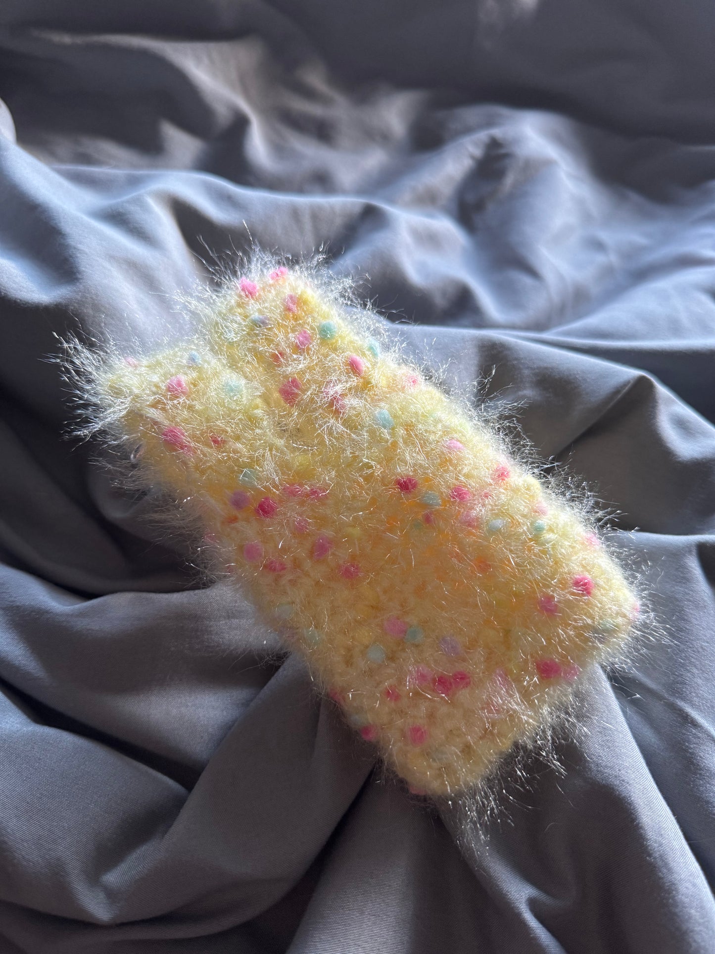 Studio Experiment No. 2 – Neon Hairball MINMIN Tote Keyring