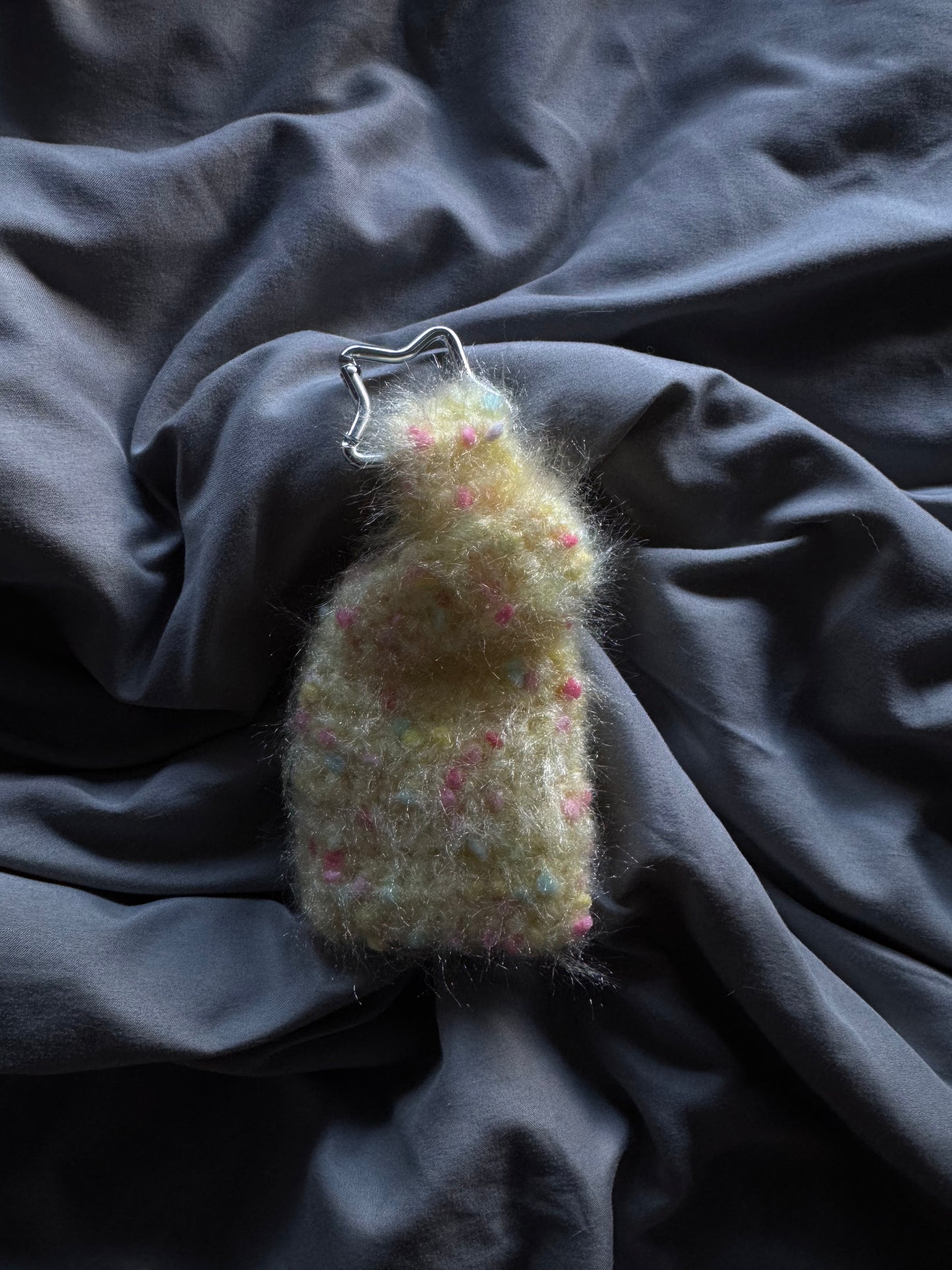 Studio Experiment No. 2 – Neon Hairball MINMIN Tote Keyring